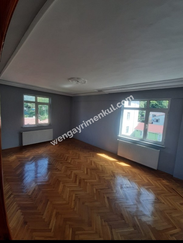 3+1 geniş M2 yeşillikler icinde balkonlu daire