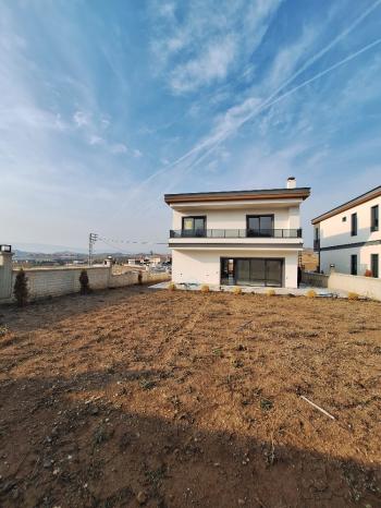 GÜVENAY - ÇORUM BUHARA SLİMKENT MEVKİ SATILIK 5+1 LÜKS VİLLA