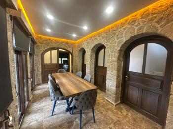 GÖNYELİ AŞIKLAR TEPESİNDE TEK MÜSTAKİL 4+1 TAŞ EV