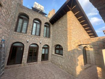 GÖNYELİ AŞIKLAR TEPESİNDE TEK MÜSTAKİL 4+1 TAŞ EV