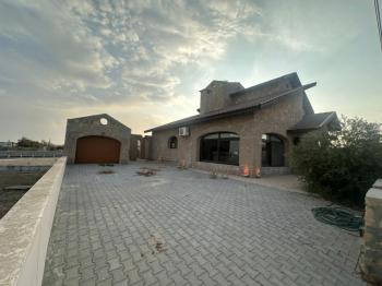 GÖNYELİ AŞIKLAR TEPESİNDE TEK MÜSTAKİL 4+1 TAŞ EV