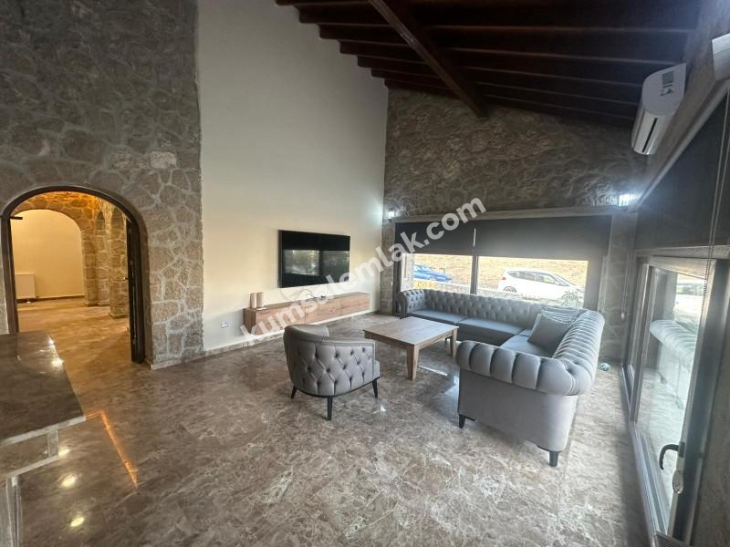 GÖNYELİ AŞIKLAR TEPESİNDE TEK MÜSTAKİL TAŞ EV