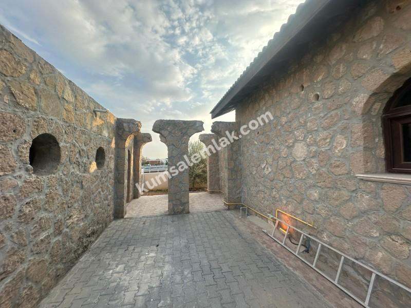 GÖNYELİ AŞIKLAR TEPESİNDE TEK MÜSTAKİL TAŞ EV