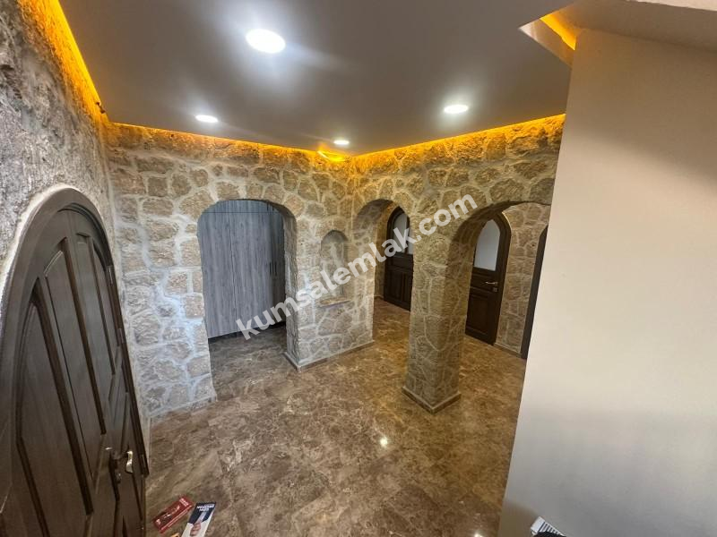 GÖNYELİ AŞIKLAR TEPESİNDE TEK MÜSTAKİL TAŞ EV