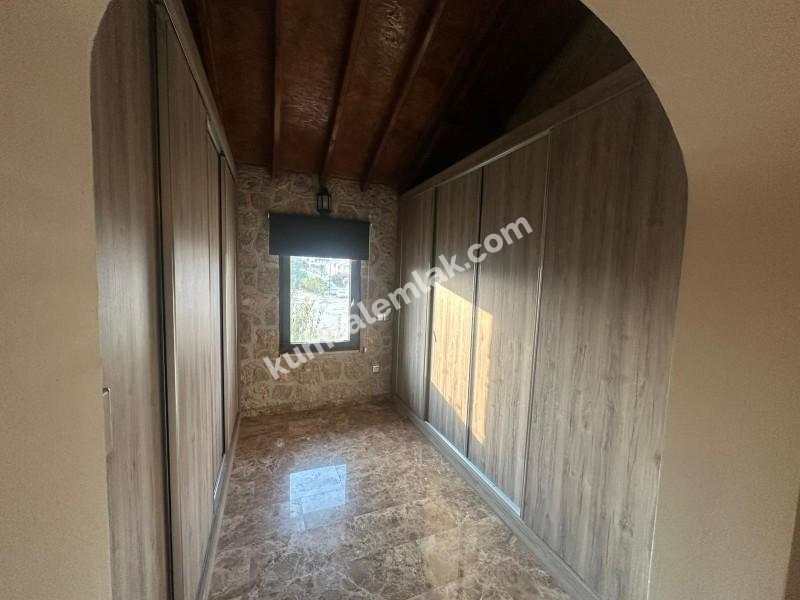 GÖNYELİ AŞIKLAR TEPESİNDE TEK MÜSTAKİL TAŞ EV