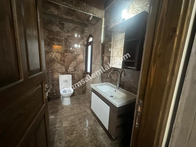 GÖNYELİ AŞIKLAR TEPESİNDE TEK MÜSTAKİL TAŞ EV