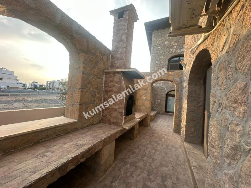 GÖNYELİ AŞIKLAR TEPESİNDE TEK MÜSTAKİL 4+1 TAŞ EV