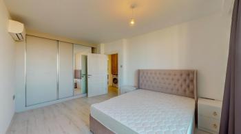 KKTC Girne Merkezde Site İçerisinde Özel Teras Yüzme Havuzlu Kiralık 4+1 Tripleks Penthouse