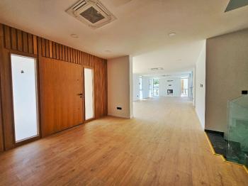 Kıbrıs Girne Karmi Bölgesinde Ful Deniz Manzaralı Ultra Lüks 5+1 Satılık Villalar