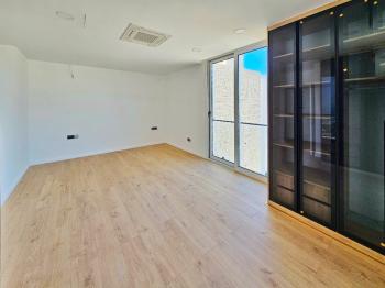 Kıbrıs Girne Karmi Bölgesinde Ful Deniz Manzaralı Ultra Lüks 5+1 Satılık Villalar