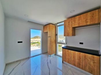 Kıbrıs Girne Karmi Bölgesinde Ful Deniz Manzaralı Ultra Lüks 5+1 Satılık Villalar