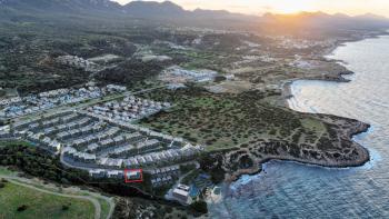 Kıbrıs Girne Esentepe Bölgesinde Full Deniz Manzaralı Satılık 4+1 Lüx Villa