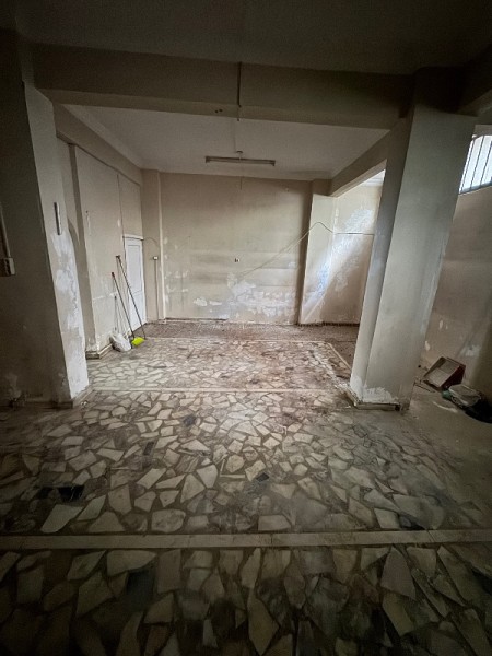 Akşemsettin'de Metro'ya Yakın Düz Ayak 100 m2 Kiralık İşyeri