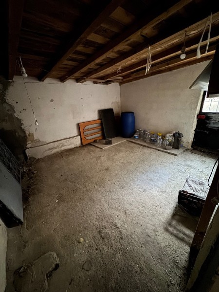 Akşemsettin'de Metro'ya Yakın Düz Ayak 100 m2 Kiralık İşyeri