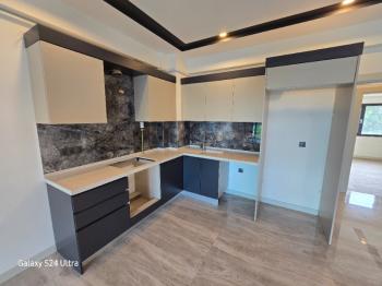 KUŞADASINDA DOGALĞAZLI HAVUZLU SATILIK 2+1DAİRE