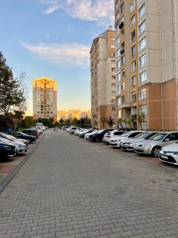 KAYAŞEHİR 9. BÖLGE TOKİ KONUTLARINDA TADİLATLI GENİŞ 2+1 KAÇIRILMAYACAK DAİRE