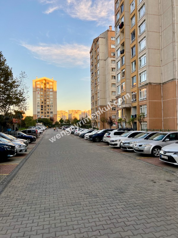 KAYAŞEHİR 9. BÖLGE TOKİ KONUTLARINDA TADİLATLI GENİŞ 2+1 KAÇIRILMAYACAK DAİRE