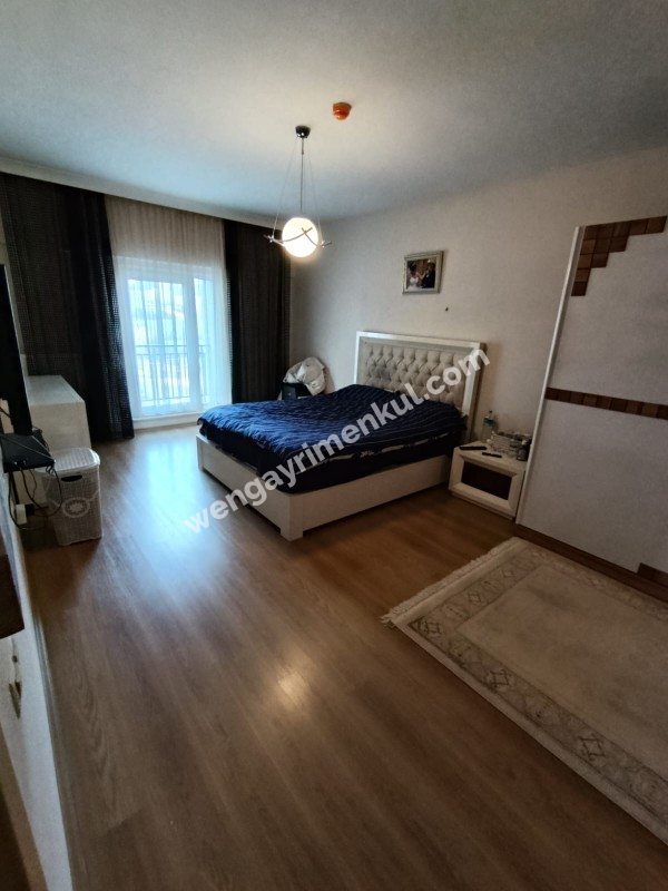 Sinpaş Güneypark 1 Satılık Balkonlu 5+1 Daire (KDV avantajlı)