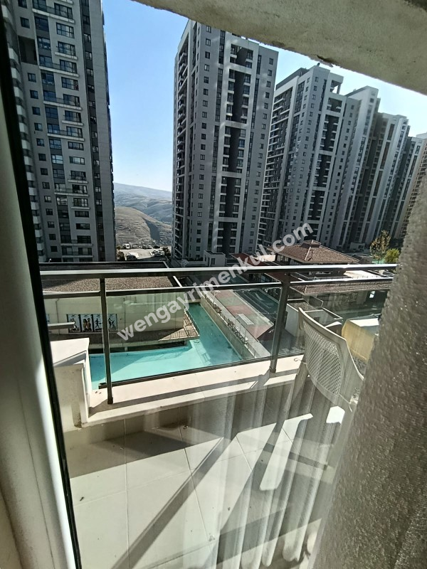 Sinpaş Güneypark 1 Satılık Balkonlu 5+1 Daire (KDV avantajlı)