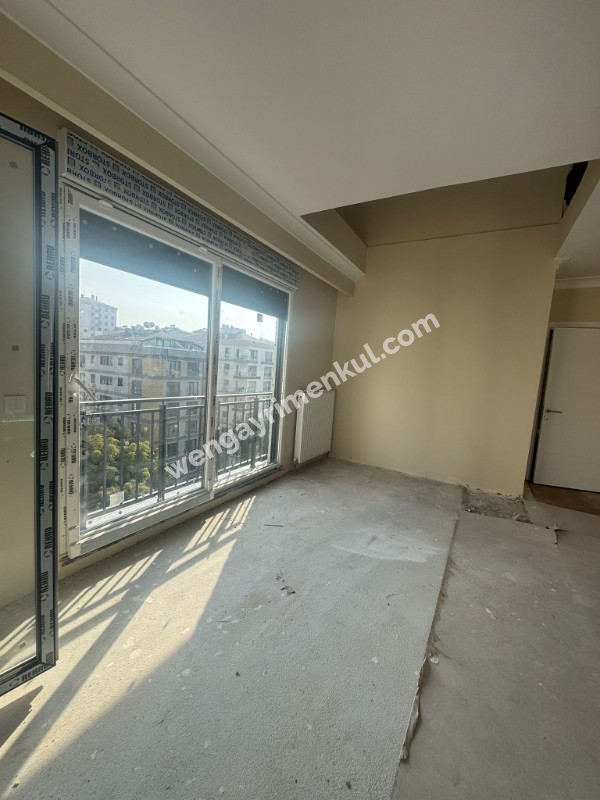 Erenköy Taş Mektep’te Satılık Lüks Dubleks Prestijli Lokasyon • Modern Mimari • Konforlu Yaşam