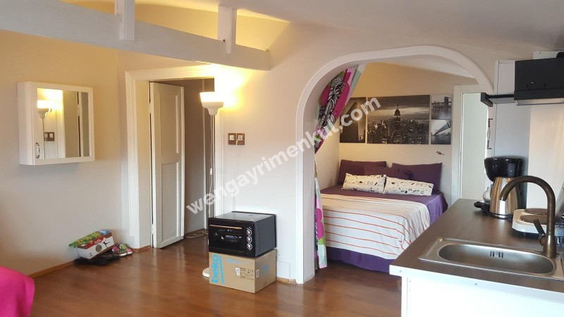 TEVFİK TURA APT 1+0 50 m2 EŞYALI KİRALIK ÇATI KATI DAİRE