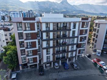 Girne Merkezde Satılık Fırsat 2+1  Daire