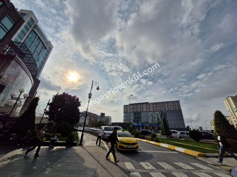  İşinizin Prestiji Adresinizle Başlar! Beylikdüzü Beykent’te Keleş Plaza’da Satılık Ofis!