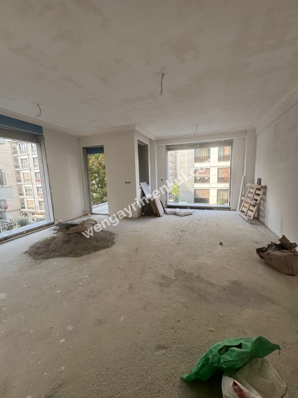 Erenköy Yakutlar sokak'da’Satılık Lüks Dubleks Prestijli Lokasyon • Modern Mimari • Konforlu Yaşam