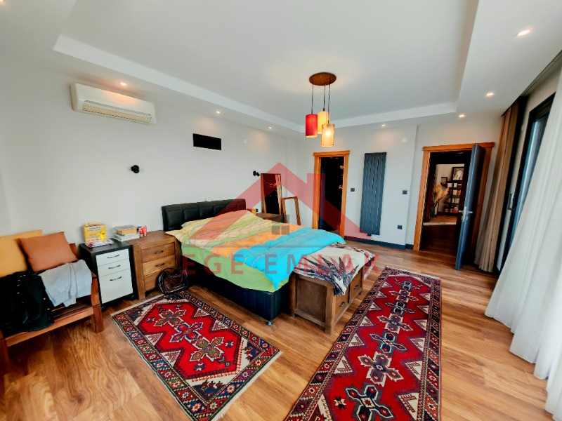 Didim'de Satılık Kapalı Otoparklı Müstakil Villa - 620m2 Arsa