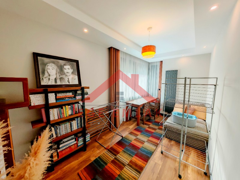 Didim'de Satılık Kapalı Otoparklı Müstakil Villa - 620m2 Arsa