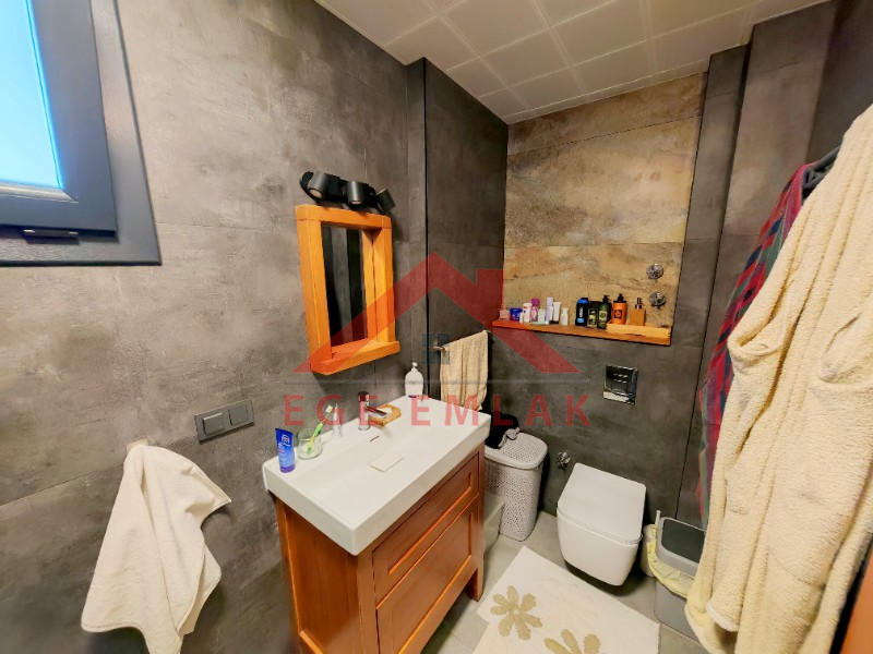 Didim'de Satılık Kapalı Otoparklı Müstakil Villa - 620m2 Arsa