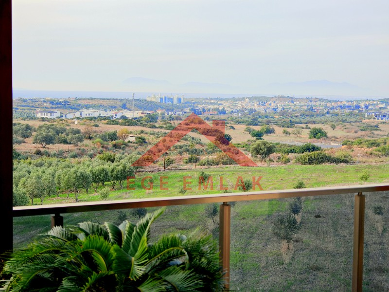 Didim'de Satılık Kapalı Otoparklı Müstakil Villa - 620m2 Arsa