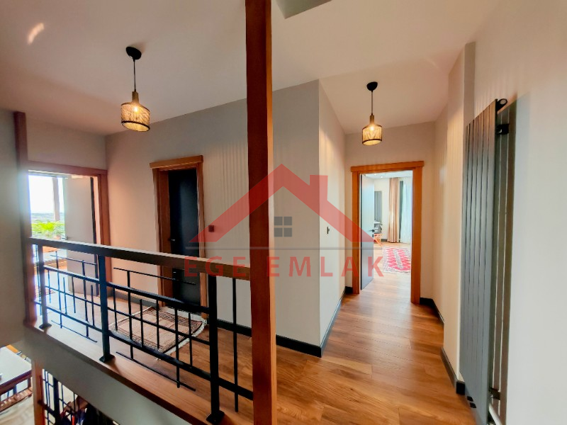 Didim'de Satılık Kapalı Otoparklı Müstakil Villa - 620m2 Arsa