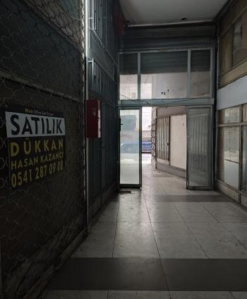 Kastelli iş merkezinde 42 M2 depo&dukkan
