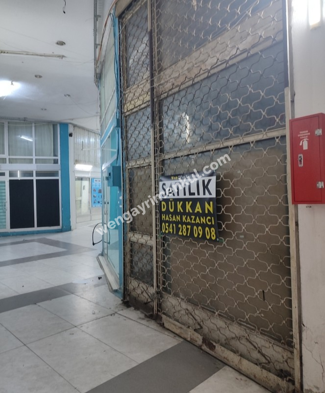 Kastelli iş merkezinde 42 M2 depo&dukkan