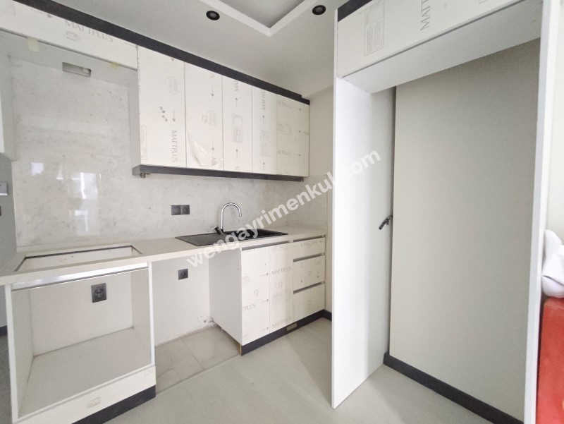 SEYREK MERKEZDE KİRALIK 1+1 YENİ DAİRE