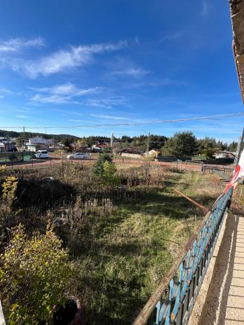 RUMŞAH YAYLASINDA SATILIK EV VE ARSA