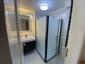 EMLAK HABERCİSİ' NDEN MUDANYA ÖMERBEY 'DE SİTEİÇİ DENİZ MANZARALI İÇİ ÖZEL YAPIM  3 KATLI VİLLA