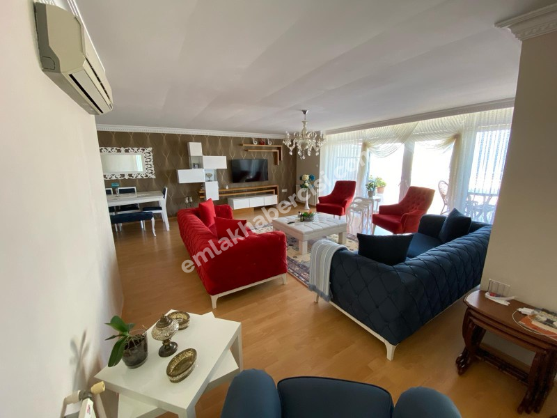 EMLAK HABERCİSİ' NDEN MUDANYA ÖMERBEY 'DE SİTEİÇİ DENİZ MANZARALI İÇİ ÖZEL YAPIM  3 KATLI VİLLA