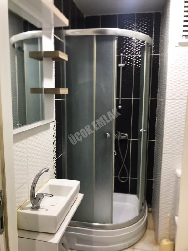 AFYON ÜÇOK EMLAKTAN ERENLER MAH SATILIK 2+0 EŞYALI ARAKAT DAİRE