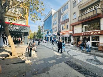 Büyükçekmece Dizdariye’de Çarşı'da Köşe Dükkan – Yatırımlık Fırsat!