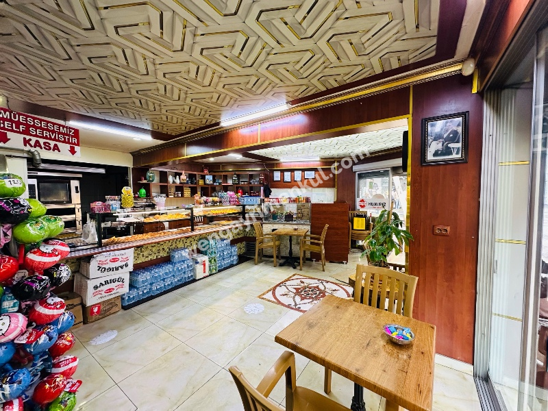 Büyükçekmece Dizdariye’de Çarşı'da Köşe Dükkan – Yatırımlık Fırsat!