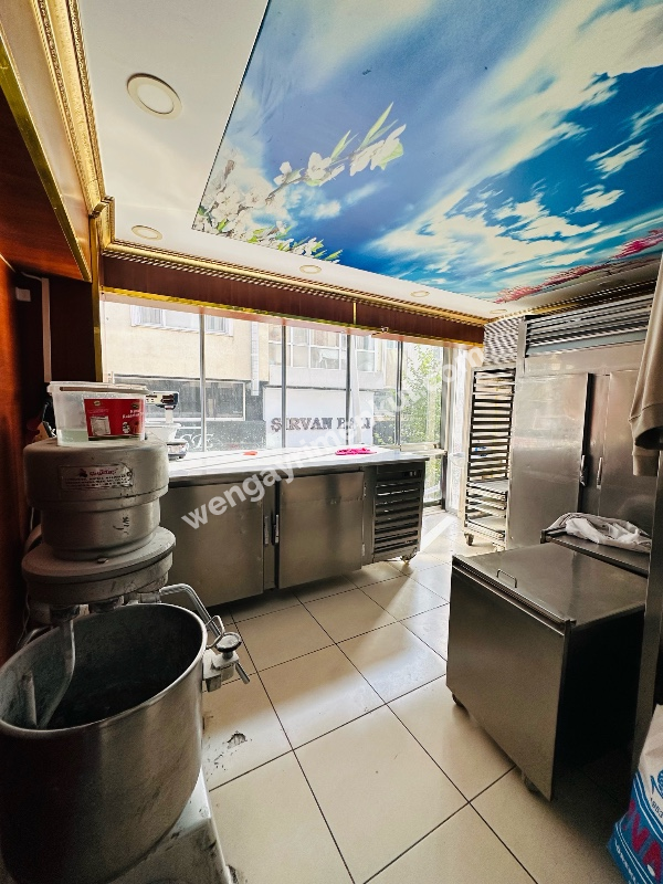 Büyükçekmece Dizdariye’de Çarşı'da Köşe Dükkan – Yatırımlık Fırsat!