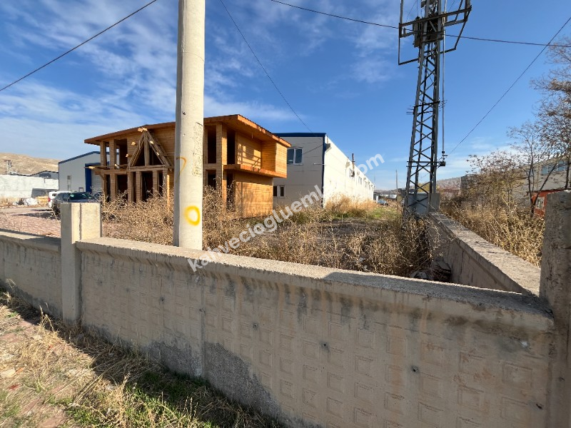 KAHVECİOĞLU EMLAK'DAN ORGANİZE SATILIK FABRİKA