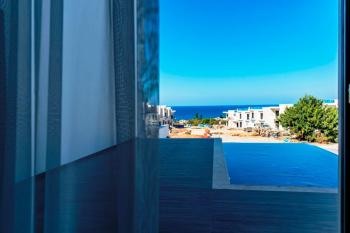 KKTC Girne Karşıyaka'da Site İçerisinde Anahtar Teslim Ödeme Planlı Satılık 2+1 Özel Teraslı Penthouse