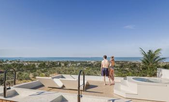 KKTC Girne Lapta'da Muhteşem Bir Proje... Full Donanımlı Site İçerisinde Ödeme Planlı Satılık 1+1 Özel Teralı Penthouse