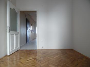 DEVLET HASTANESİ EK HİZMET BİNASINA YAKIN 3+1 KİRALIK DAİRE 