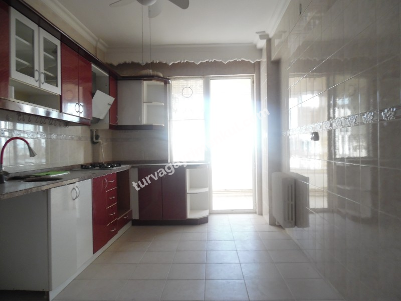 DEVLET HASTANESİ EK HİZMET BİNASINA YAKIN 3+1 KİRALIK DAİRE 