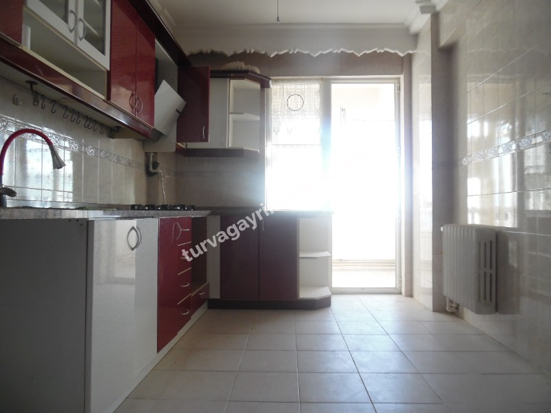 DEVLET HASTANESİ EK HİZMET BİNASINA YAKIN 3+1 KİRALIK DAİRE 