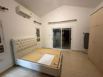 Girne Zeytinlik'de Full Eşyalı 3+1 Kiralık Villa